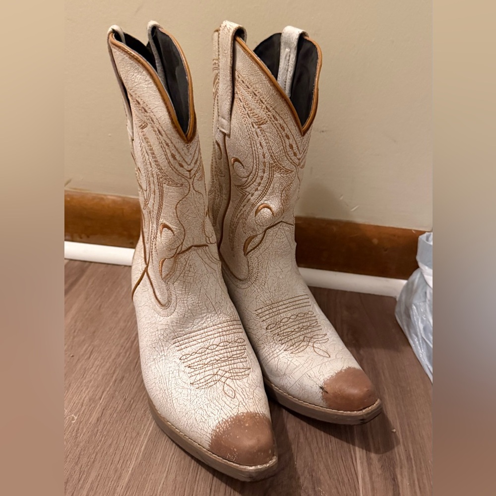 Men's Western Cowboy Boots - Cream
